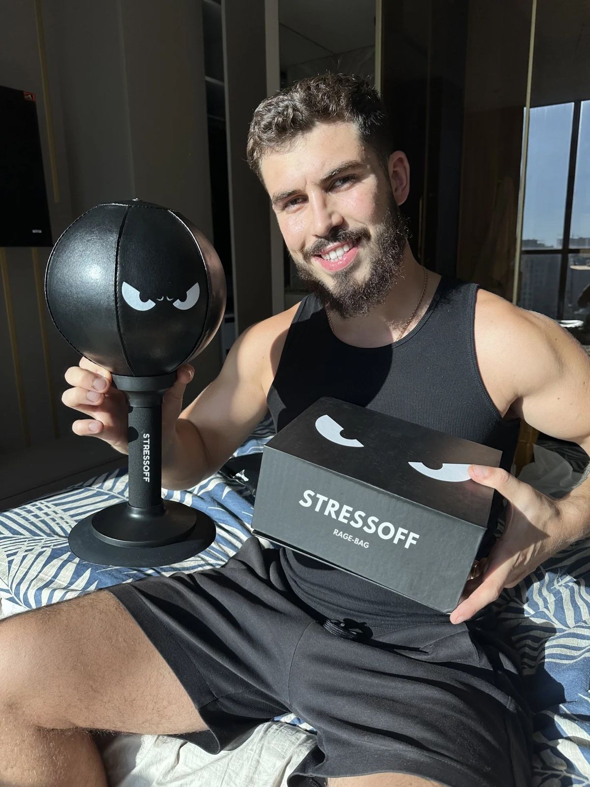 <strong>Marc D</strong>